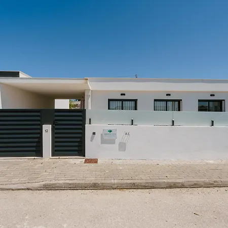 Feriehus Arkadie With Private Pool